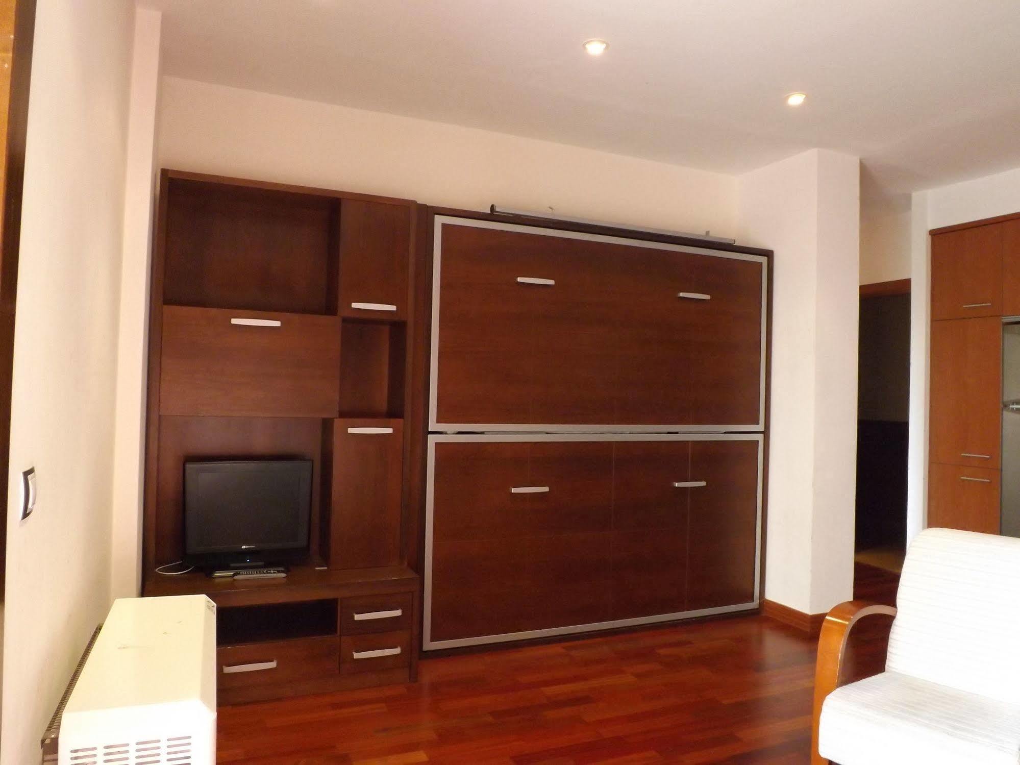 Roca Nevada Suites Villanua Ngoại thất bức ảnh